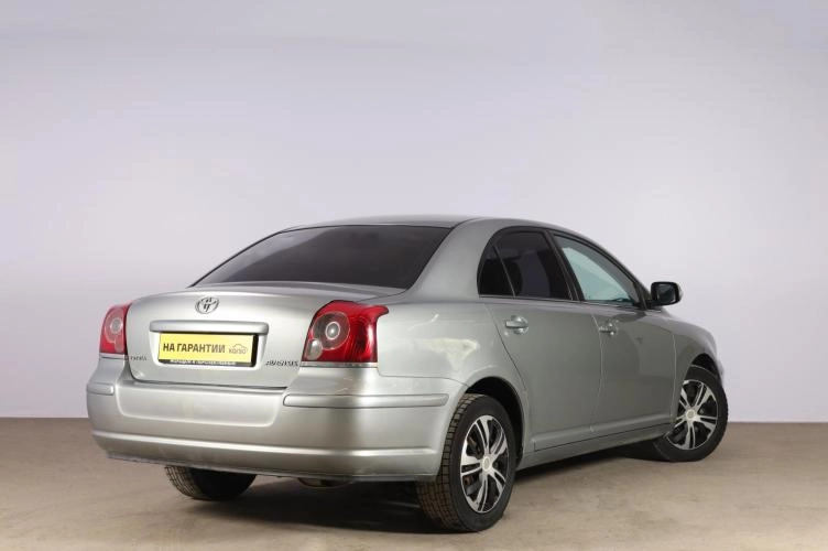 Toyota Avensis 6 из 6