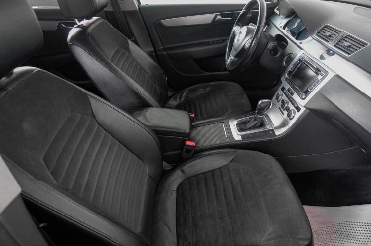 Volkswagen Passat 11 из 25
