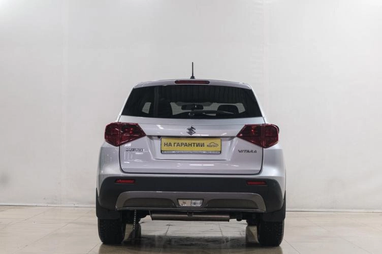 Suzuki Vitara 5 из 6