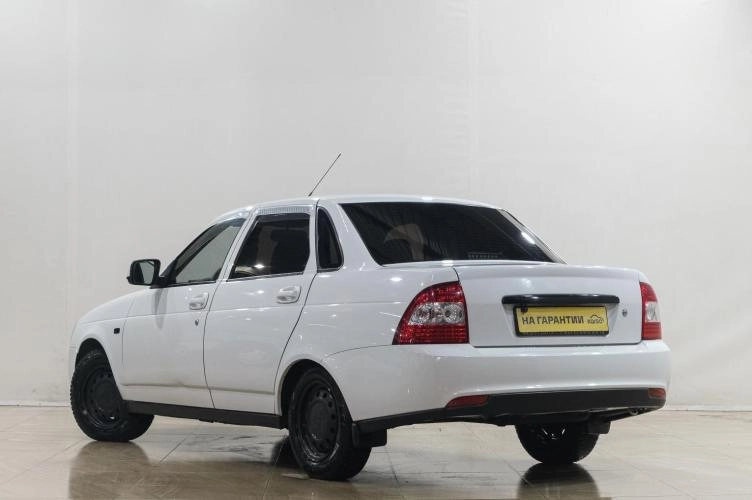 ВАЗ (LADA) Priora 4 из 5