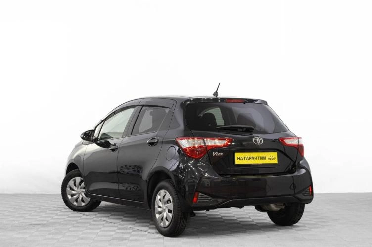 Toyota Vitz 6 из 6