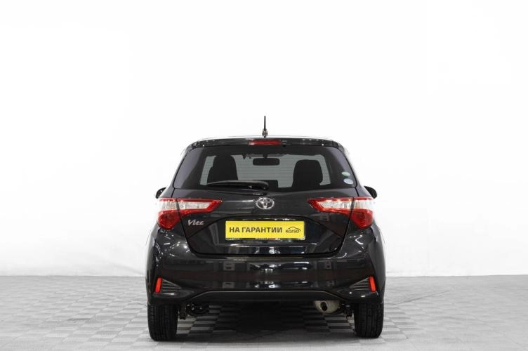 Toyota Vitz 5 из 5