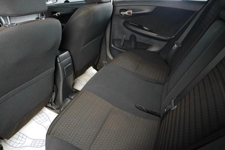 Toyota Corolla 8 из 14