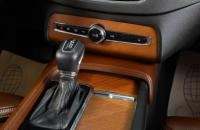 Volvo XC90 17 из 21
