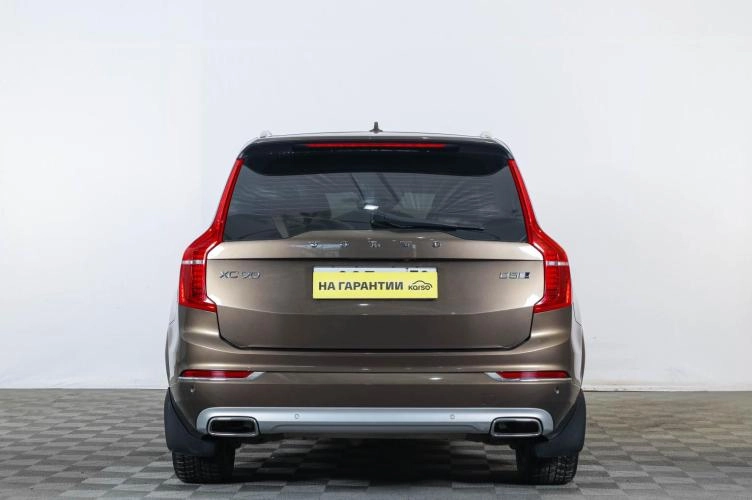 Volvo XC90 5 из 6