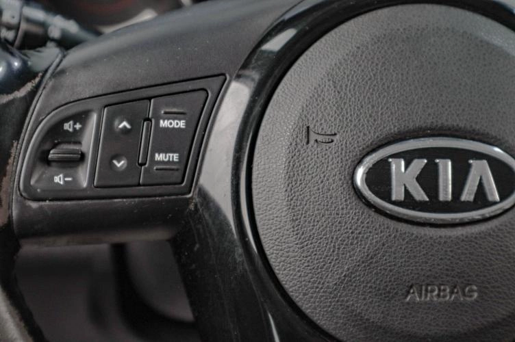 KIA Cerato 13 из 19