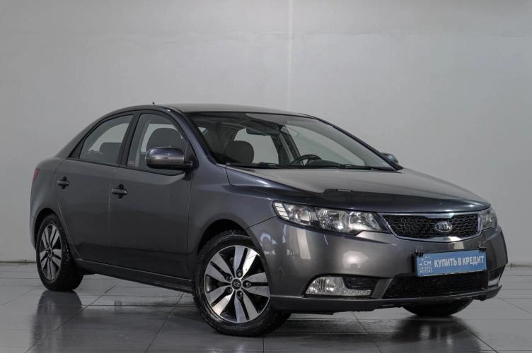 KIA Cerato 1 из 6