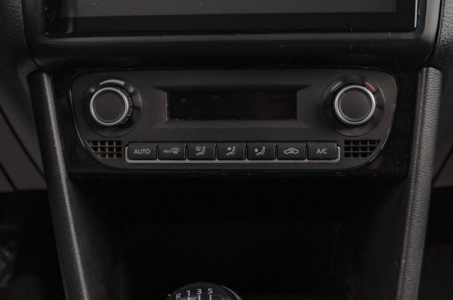 Volkswagen Polo 16 из 20