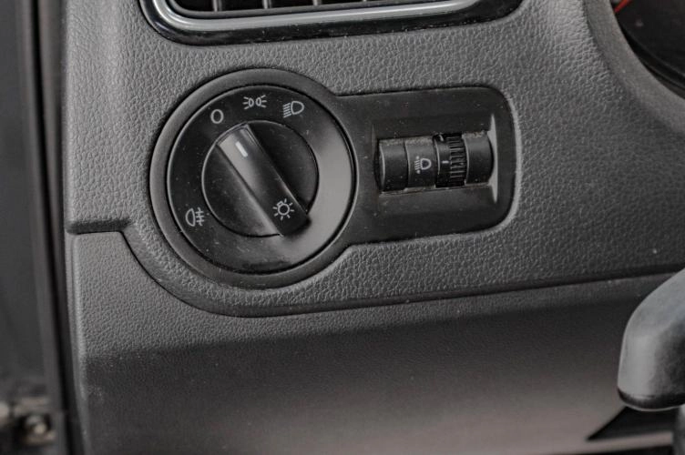 Volkswagen Polo 17 из 20