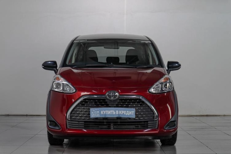 Toyota Sienta 2 из 6