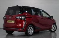Toyota Sienta 4 из 18