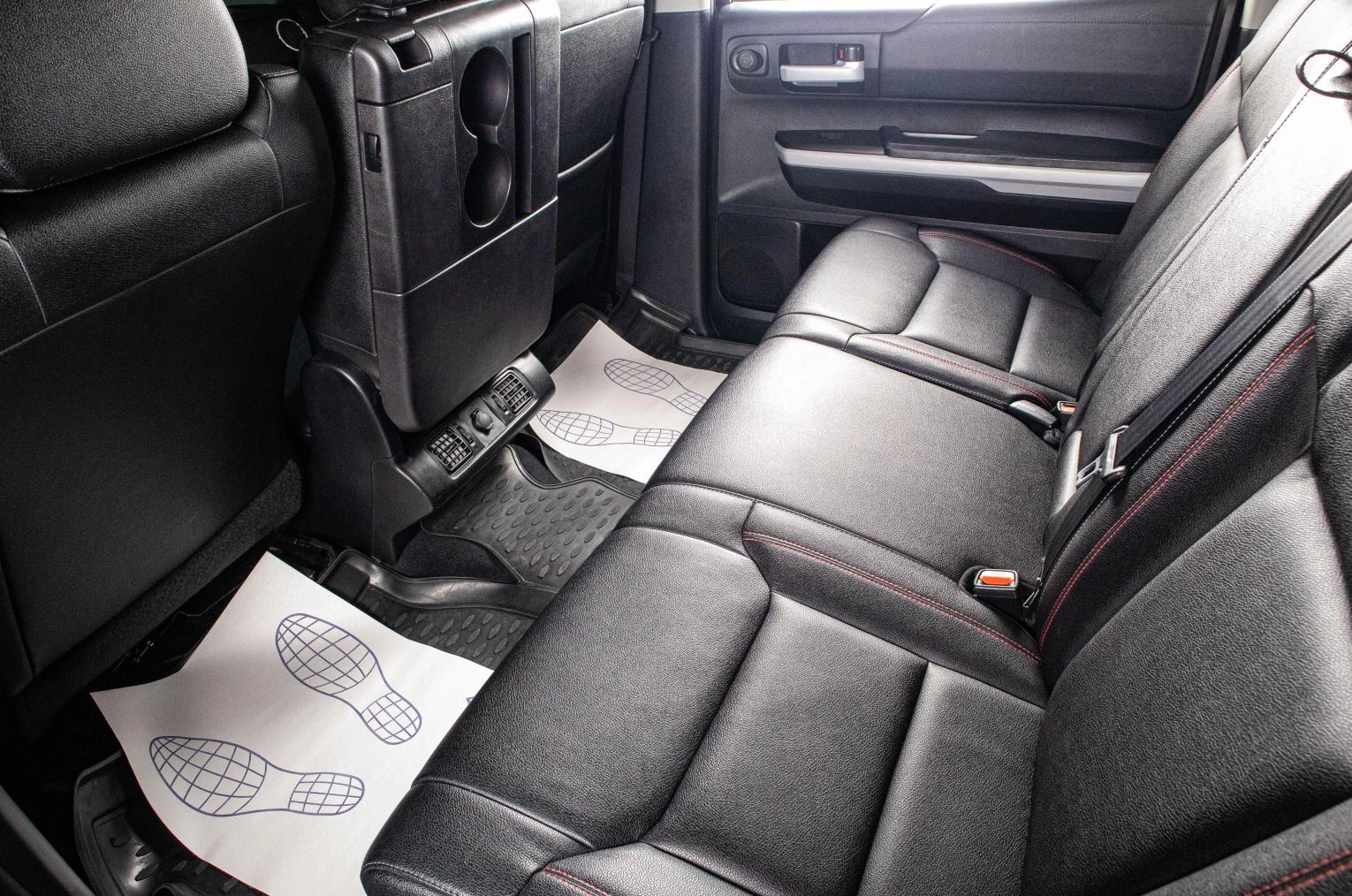 Toyota Tundra 18 из 19