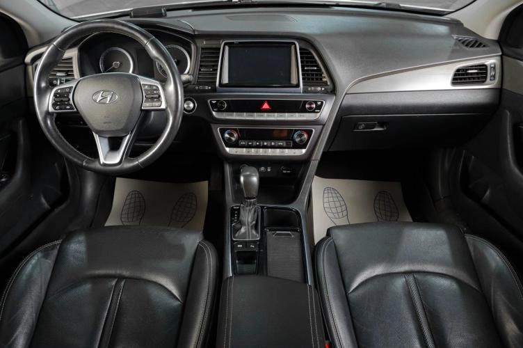 Hyundai Sonata 12 из 19