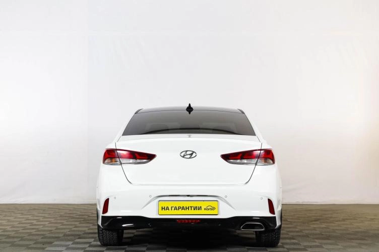 Hyundai Sonata 5 из 6