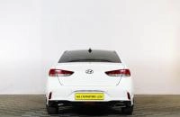 Hyundai Sonata 5 из 19