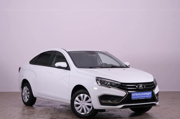 ВАЗ (LADA) Vesta 1 из 5