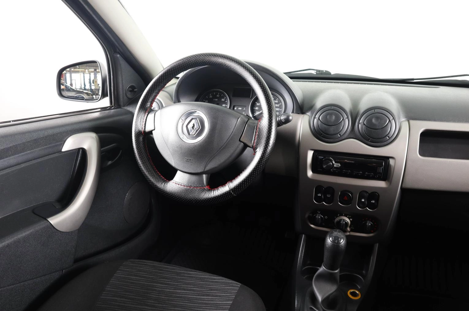 Renault Sandero 12 из 18