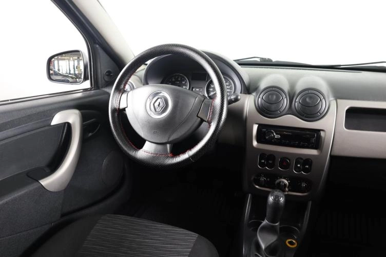 Renault Sandero 12 из 18