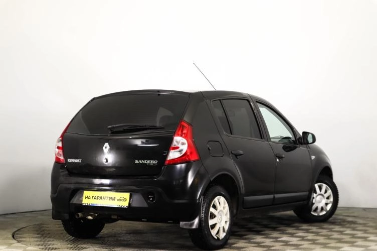 Renault Sandero 4 из 5