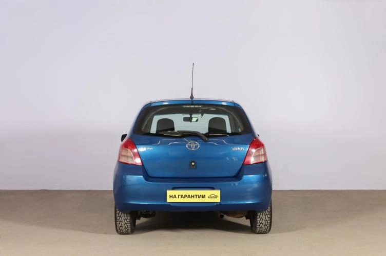 Toyota Yaris 5 из 6