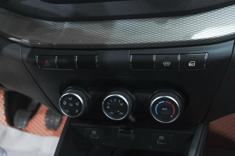 ВАЗ (LADA) Vesta 29 из 32