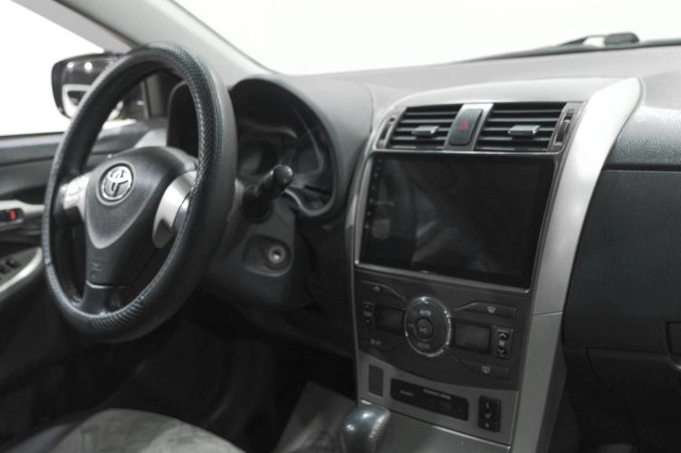 Toyota Corolla 17 из 27