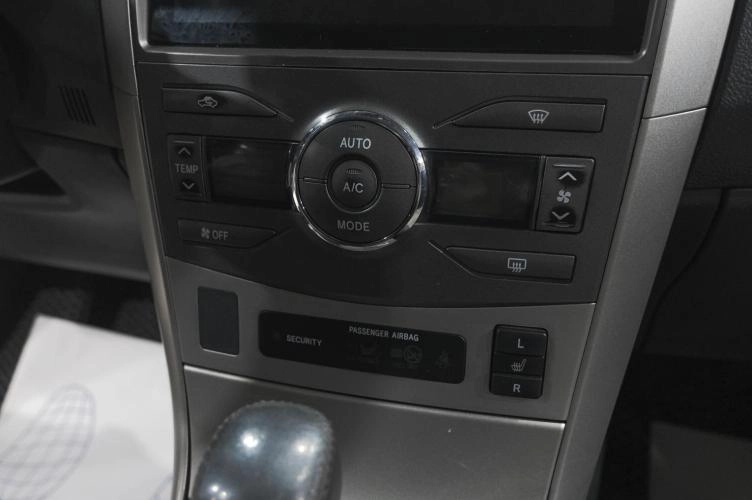 Toyota Corolla 21 из 27