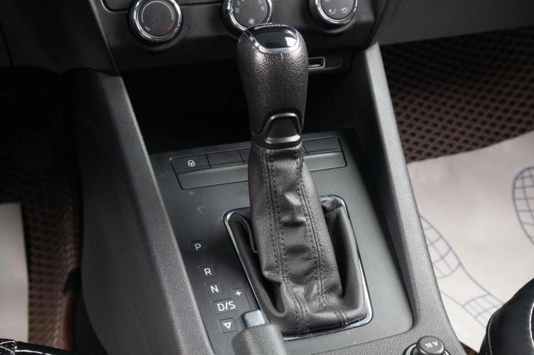 Skoda Octavia 12 из 17