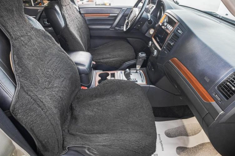 Mitsubishi Pajero 22 из 27