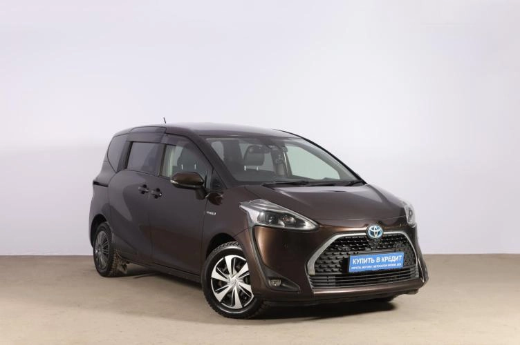 Toyota Sienta 1 из 6