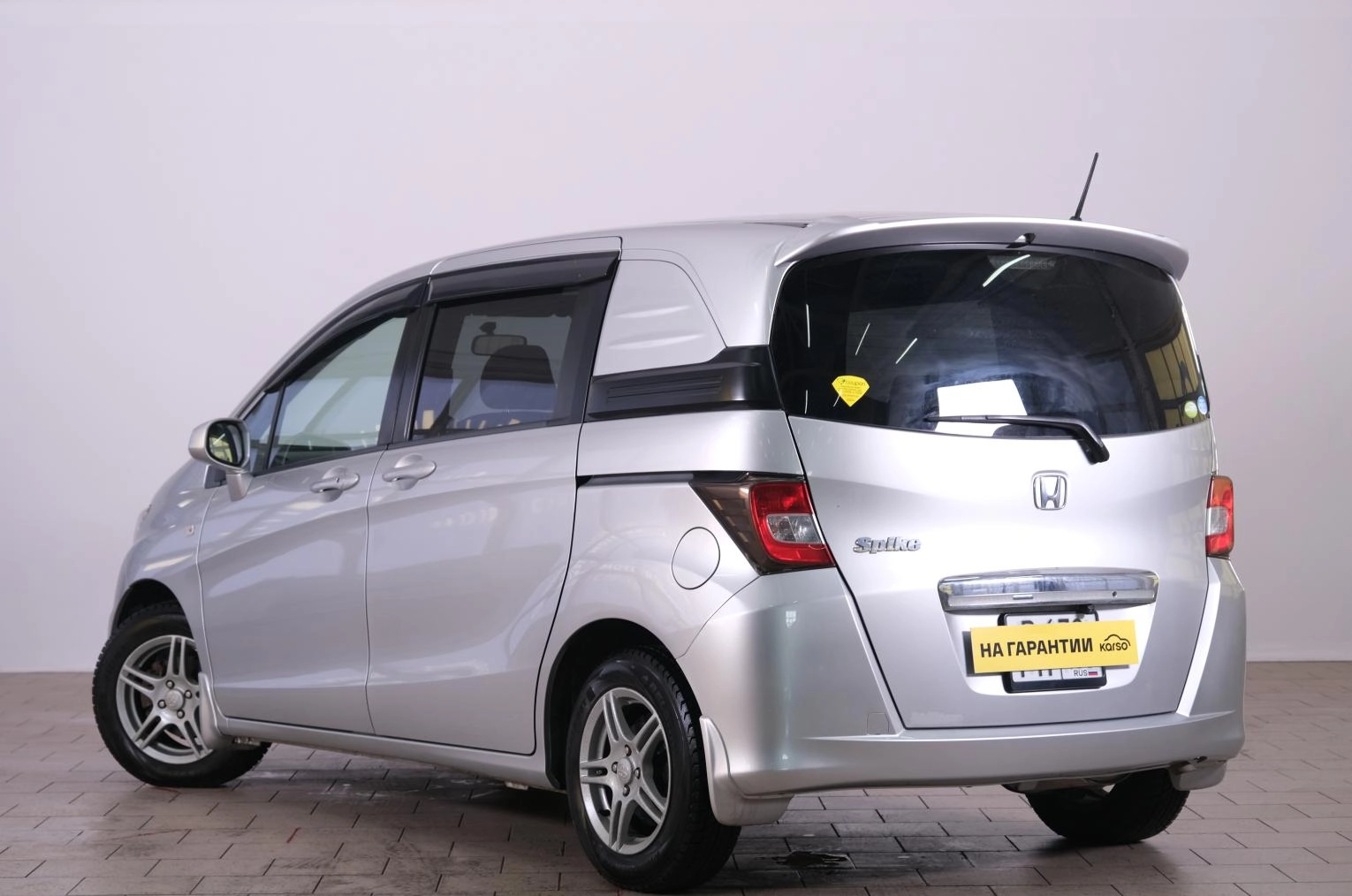 Honda Freed 4 из 21
