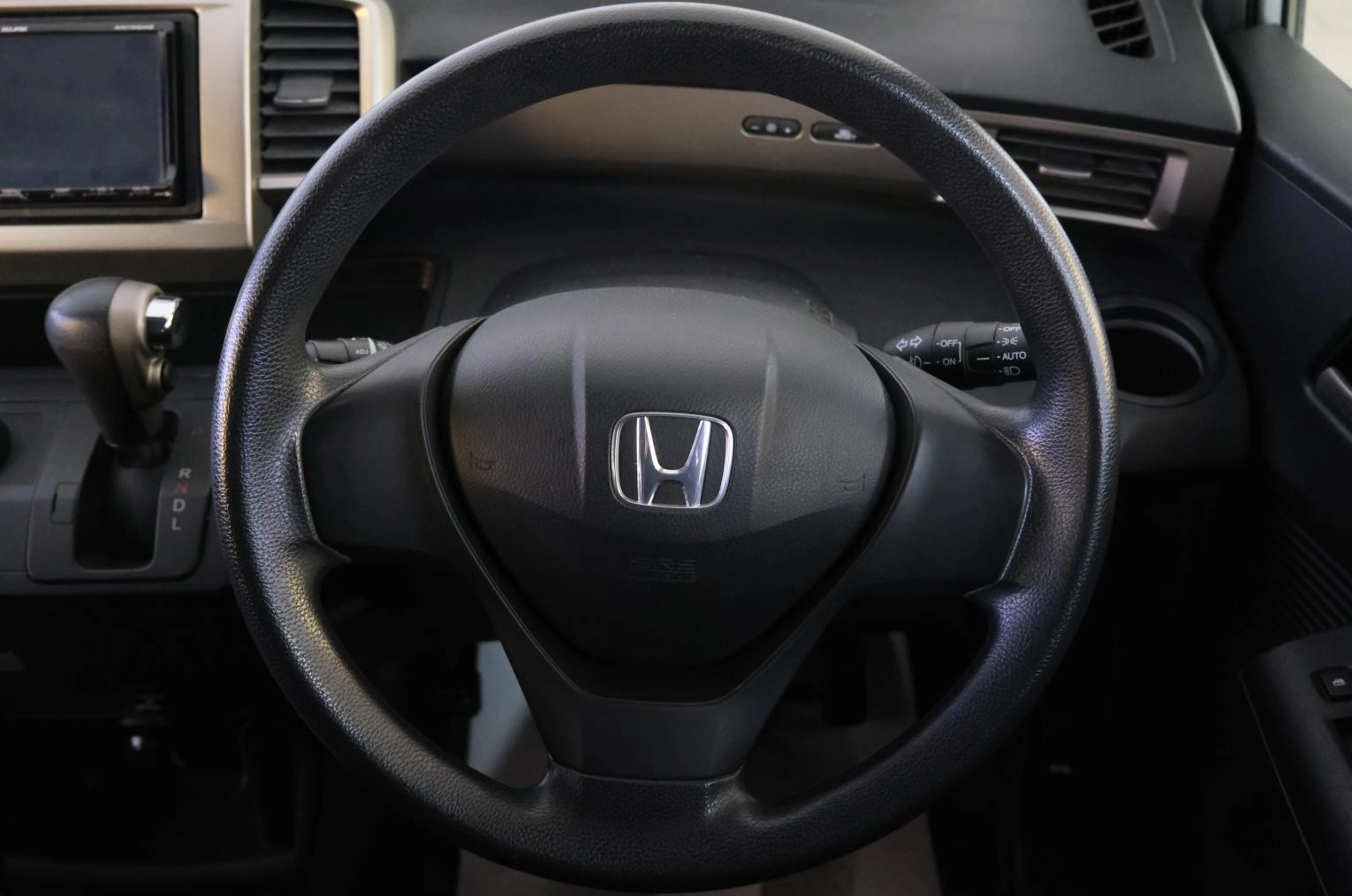 Honda Freed 12 из 21