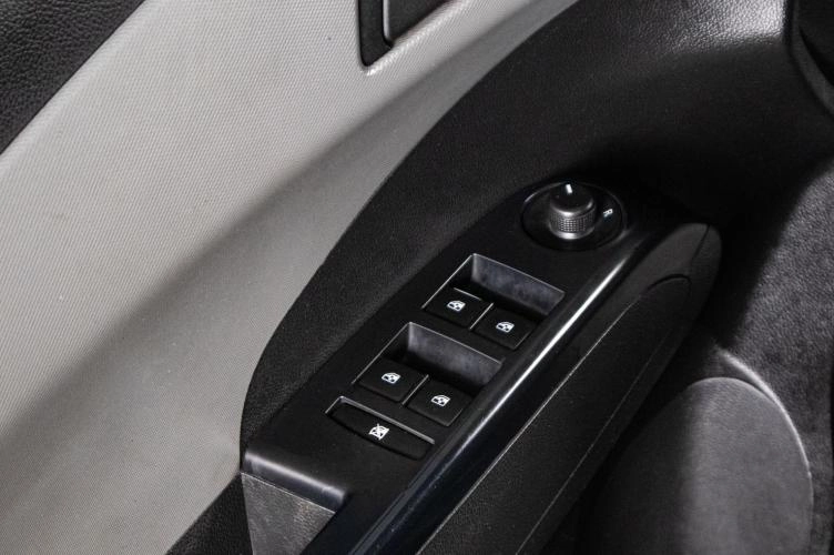 Chevrolet Aveo 7 из 16