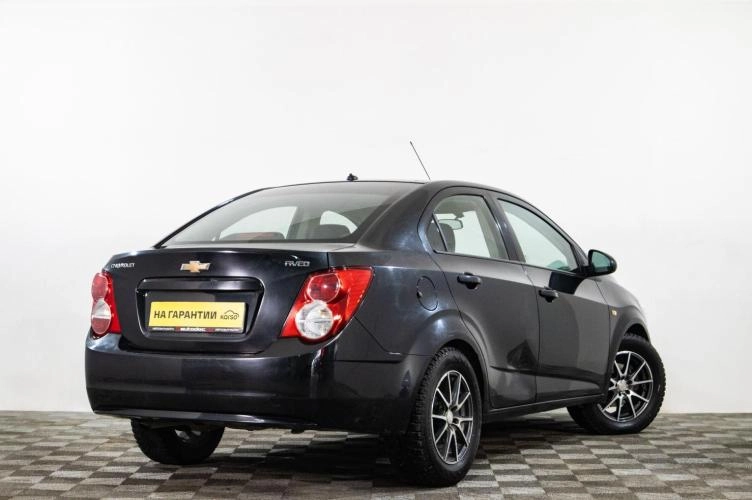 Chevrolet Aveo 4 из 5