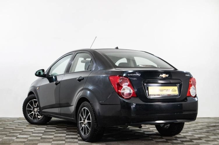 Chevrolet Aveo 6 из 16