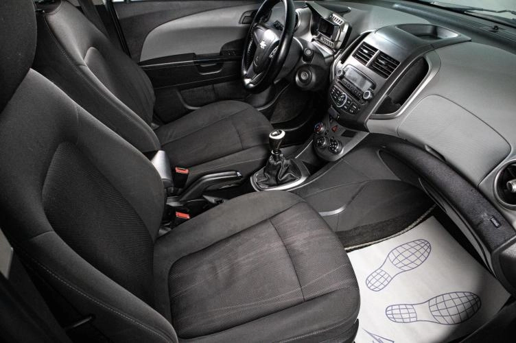 Chevrolet Aveo 9 из 16