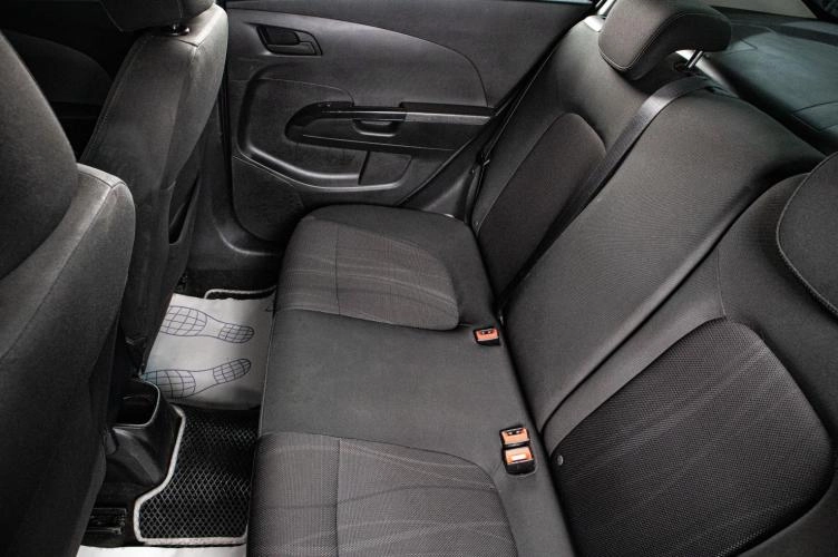Chevrolet Aveo 15 из 16