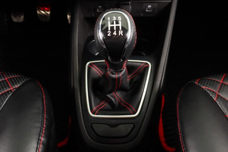 ВАЗ (LADA) Vesta 21 из 25