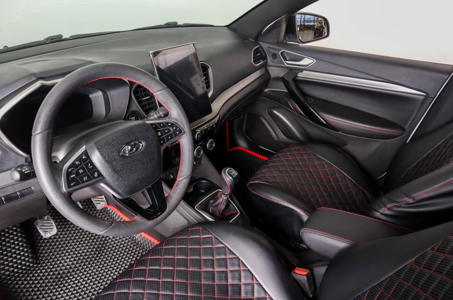 ВАЗ (LADA) Vesta 8 из 25