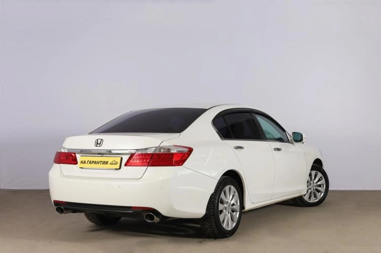 Honda Accord 6 из 6