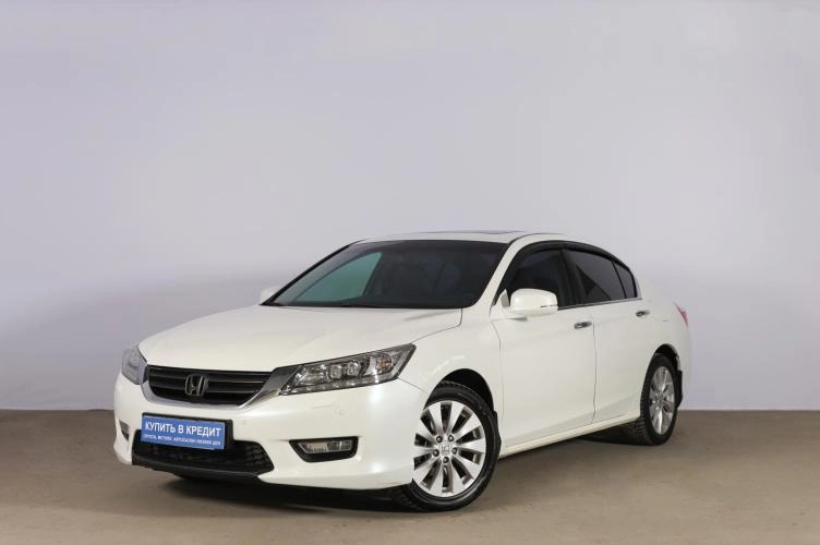 Honda Accord 3 из 6