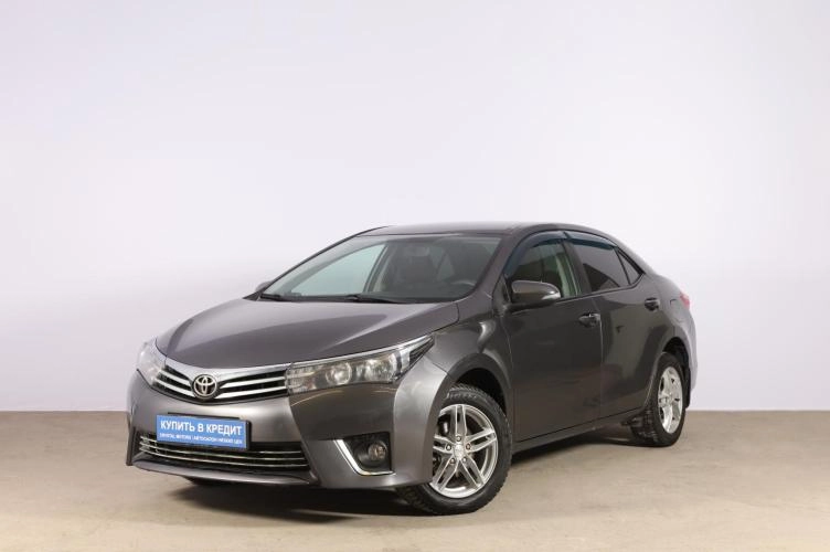 Toyota Corolla 3 из 6