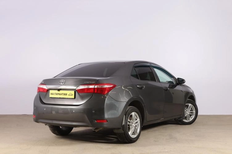 Toyota Corolla 6 из 6