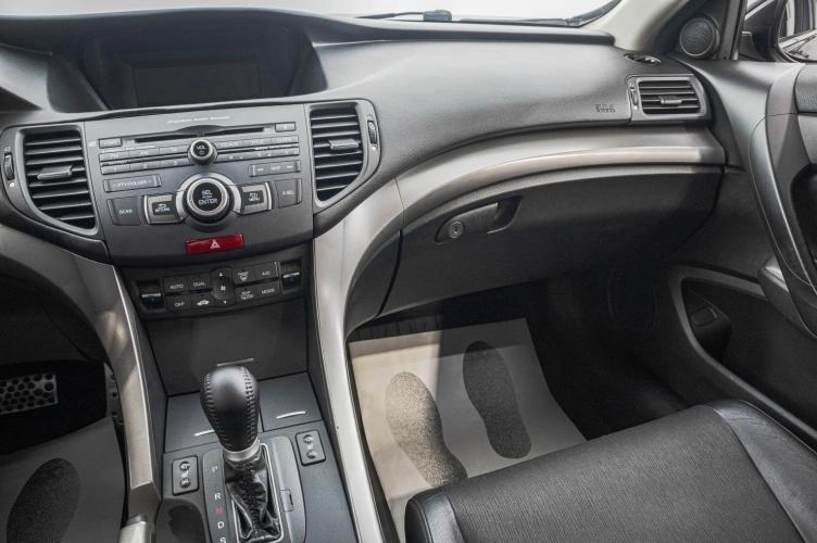 Honda Accord 23 из 27