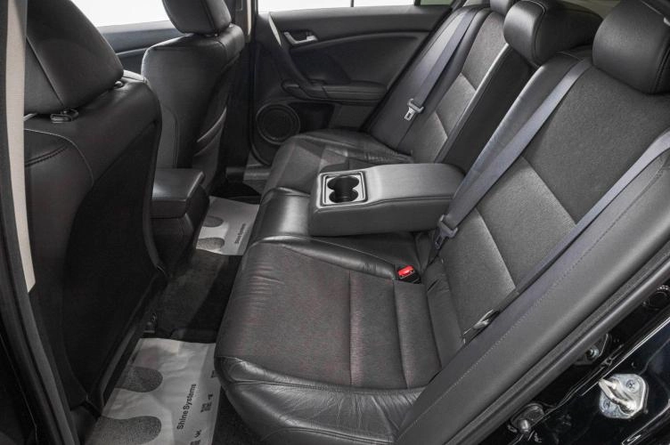Honda Accord 25 из 27
