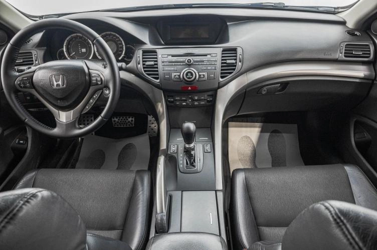 Honda Accord 10 из 27