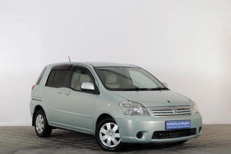 Toyota Raum 1 из 6