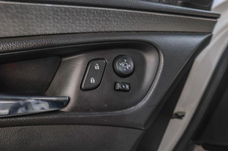 Opel Insignia 8 из 19