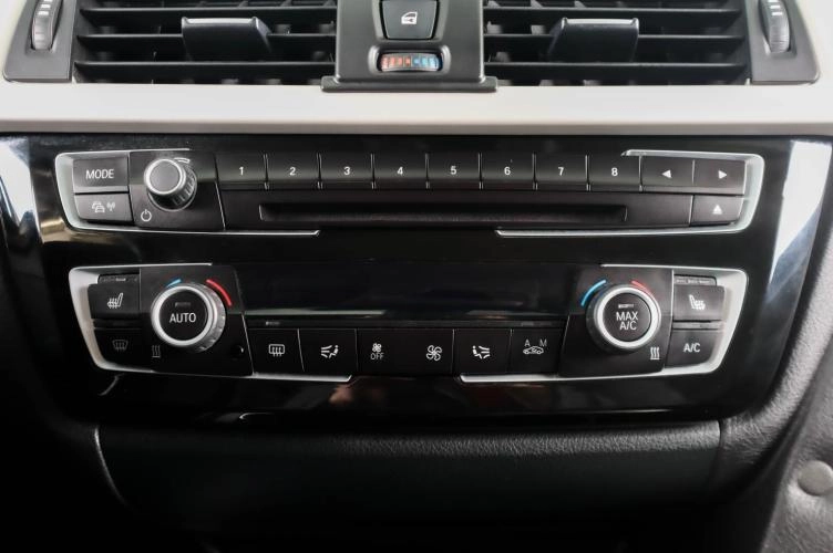 BMW 3 серия 20 из 27