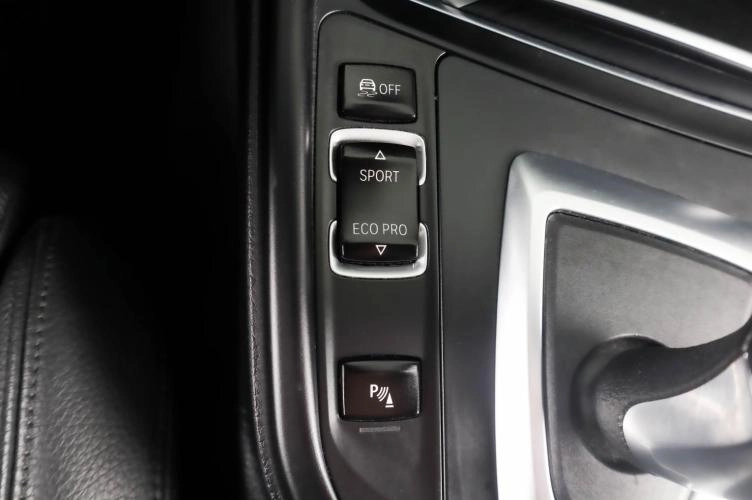 BMW 3 серия 23 из 27